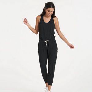 Vuori lux jumpsuit-charcoal Heather